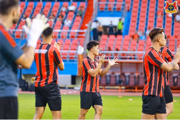 Nguyễn Quốc Việt chấn thương ở vòng 5 V-League.