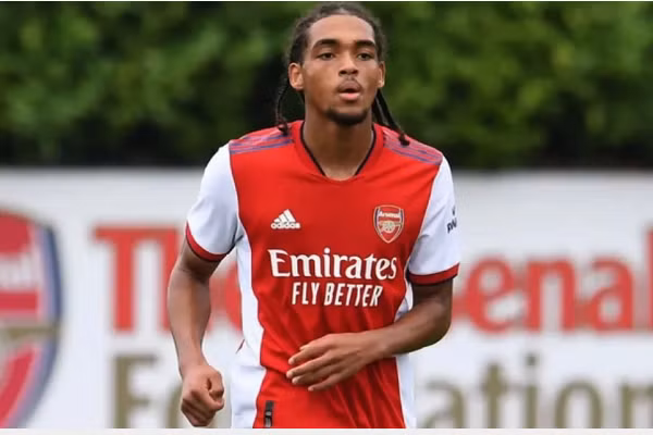 Tuyển Malaysia nhập tịch cựu sao Arsenal?