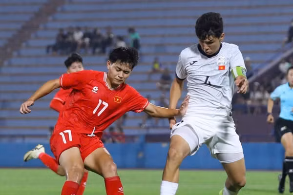 U17 Việt Nam thắng ấn tượng U17 Singapore ở giải châu Á.