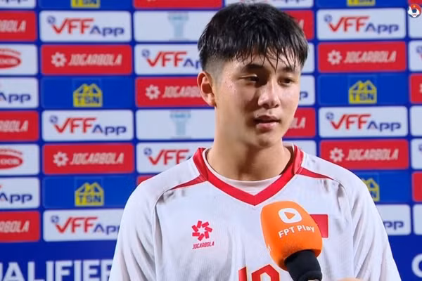 Lập cú đúp ở giải châu Á, sao trẻ U17 Việt Nam nói gì?