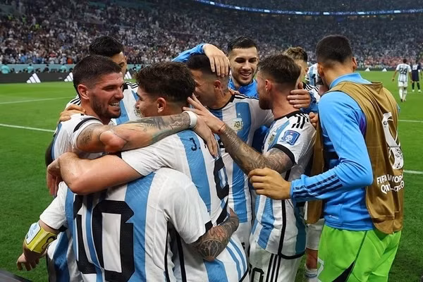 Dự đoán tỷ số trận Argentina-Algeria 8h ngày 17/6