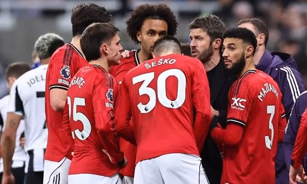 Man United khiếu nại lên Premier League