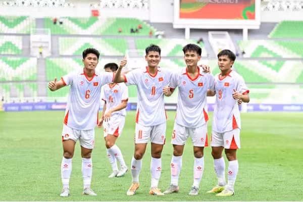 U19 Việt Nam để thua đáng tiếc trước Indonesia ở U19 Đông Nam Á 2026. 