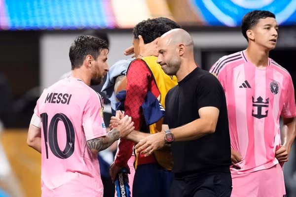 Đội bóng của Messi có quyết định quan trọng