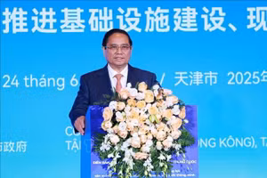 Thủ tướng Phạm Minh Chính phát biểu tại Diễn đàn kết nối doanh nghiệp Việt Nam - Trung Quốc. (Ảnh: Dương Giang/TTXVN)