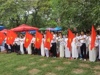Trường THPT chuyên Quốc Học Huế đón nhận Huân chương Độc lập Hạng nhất ảnh 8