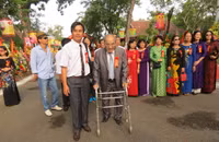 Trường THPT chuyên Quốc Học Huế đón nhận Huân chương Độc lập Hạng nhất ảnh 12