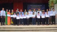 Công đoàn ngành giáo dục Thừa Thiên Huế chia sẻ khó khăn với thầy trò vùng biển ảnh 6