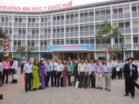 Trường ĐH Y Dược Huế đón nhận Huân chương Độc lập hạng ba ảnh 9 Trường ĐH Y Dược Huế đón nhận Huân chương Độc lập hạng ba ảnh 9
