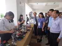 Thi THPT quốc gia 2017: Tạo tâm thế bình tĩnh, tự tin cho học sinh ảnh 5 Thi THPT quốc gia 2017: Tạo tâm thế bình tĩnh, tự tin cho học sinh ảnh 5