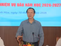Thứ trưởng Thường trực Phạm Ngọc Thưởng phát biểu tại buổi làm việc. 