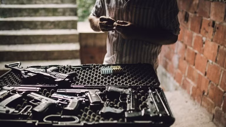 Italy cảnh báo vũ khí từ Ukraine lọt vào tay tổ chức mafia