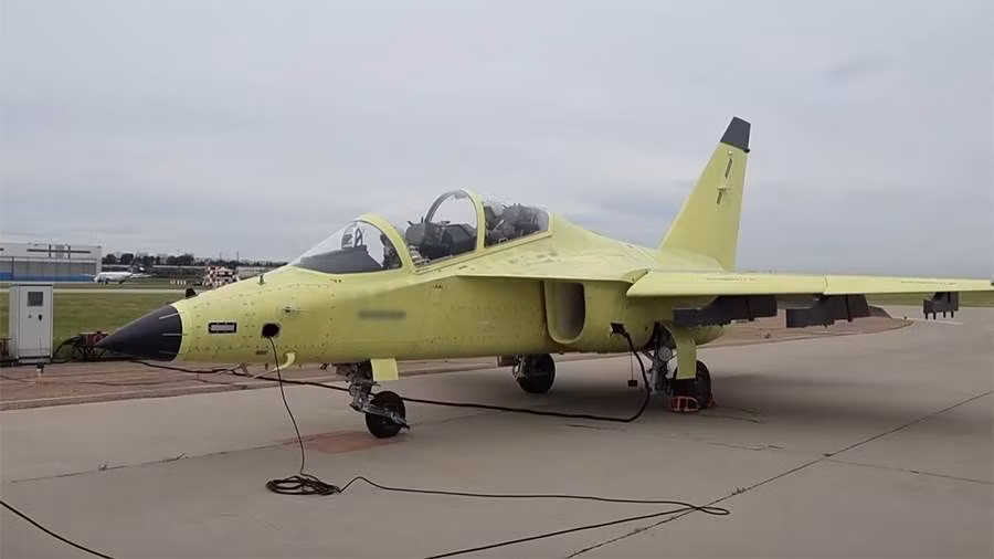Nga công bố cột mốc mới của Yak-130M sau chuyến bay thử đầu tiên