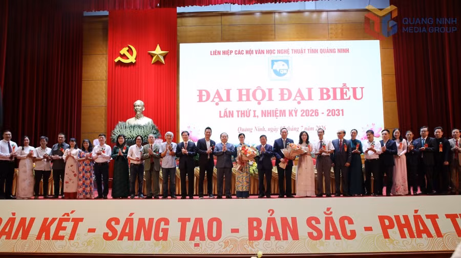 mo-ra-chang-duong-phat-trien-moi-cho-van-hoc-nghe-thuat-quang-ninh-6.jpg