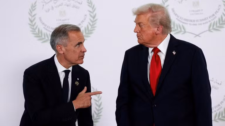 Tổng thống Mỹ Donald Trump và Thủ tướng Canada Mark Carney.