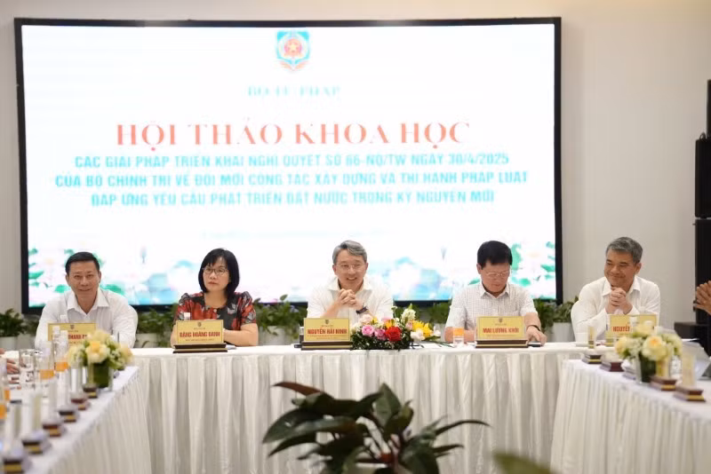 phong-van-3.jpg