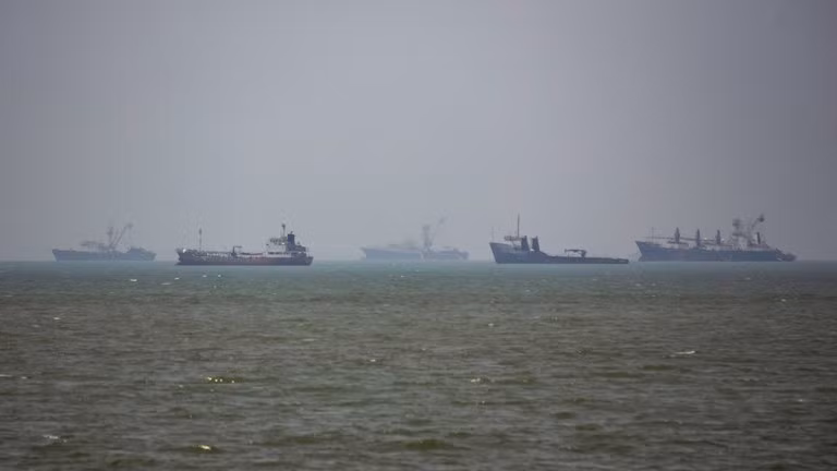 Mỹ ra yêu cầu mới với Iran về eo biển Hormuz