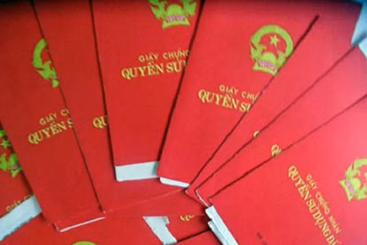 “Phù phép” ra hàng chục sổ đỏ để vay ngân hàng hơn 5 tỷ đồng