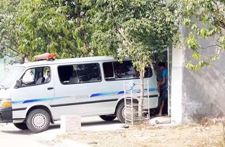 Kham nghiem tu thi dieu tra nghi an chong sat hai vo roi tu sat - Anh 1