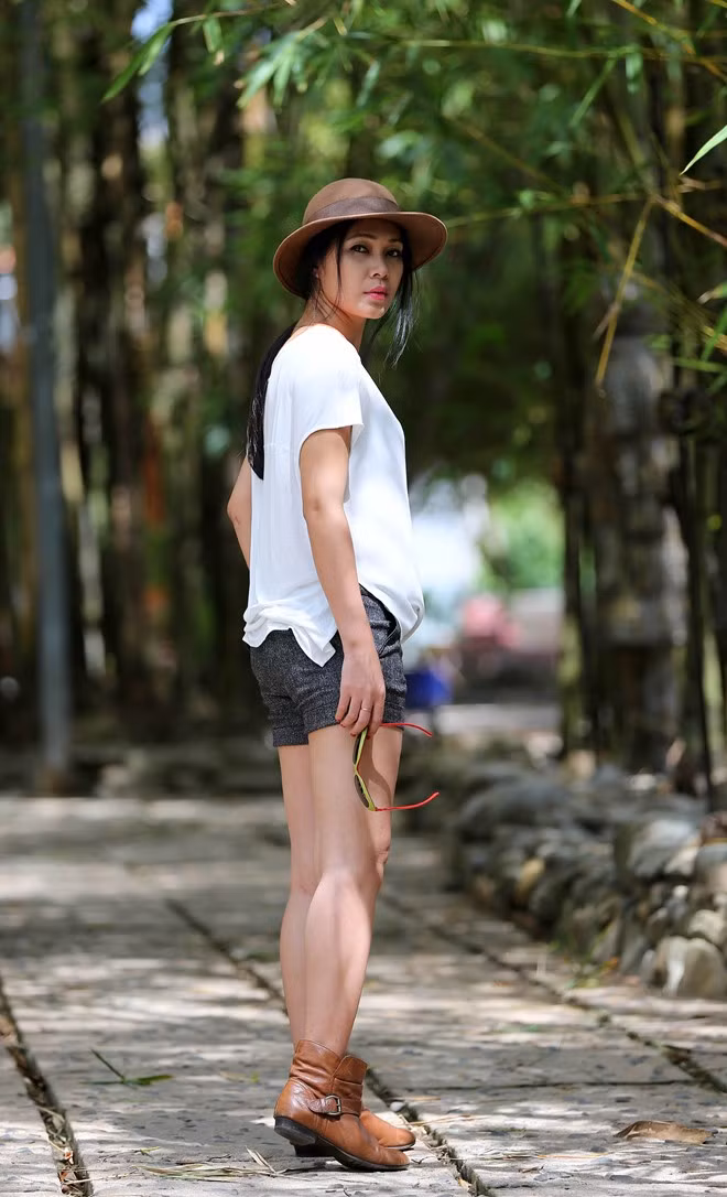 Đinh Y Nhung: 