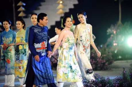 Giai nhan man anh Viet hoi ngo tai Festival ao dai Ha Noi 2016 - Anh 10