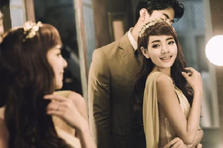 Thấy em dễ dãi, tôi quen để chơi bời ai ngờ say không dứt ra được
