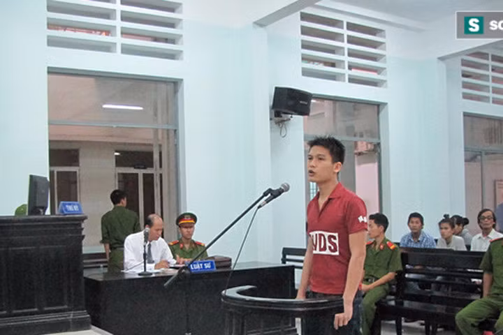 Làm giả bệnh án tâm thần cho con trai nhằm thoát tội