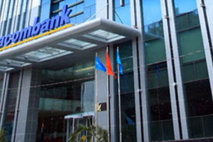 Sacombank báo lỗ quý IV.2016