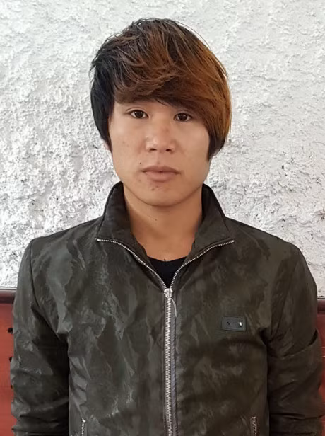 Nan nhan vu cuong doat tai san la doi tuong trong duong day mua ban 3 banh heroin - Anh 1