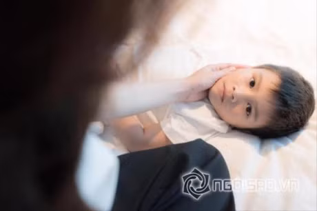 MC Quynh Chi viet tam thu day tu hao ve con trai - Anh 2