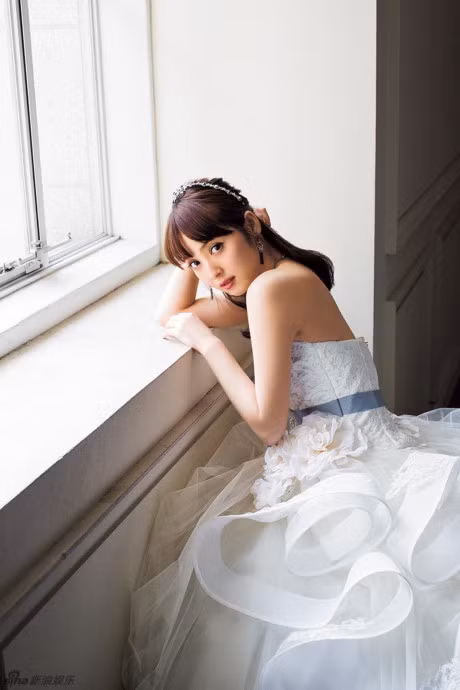 Giai nhan dep nhat Nhat Ban ngot ngao trong vay cuoi - Anh 6