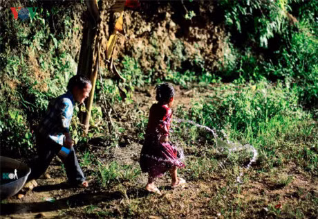Kham pha cuoc song doi thuong tren cao nguyen da Dong Van - Anh 5
