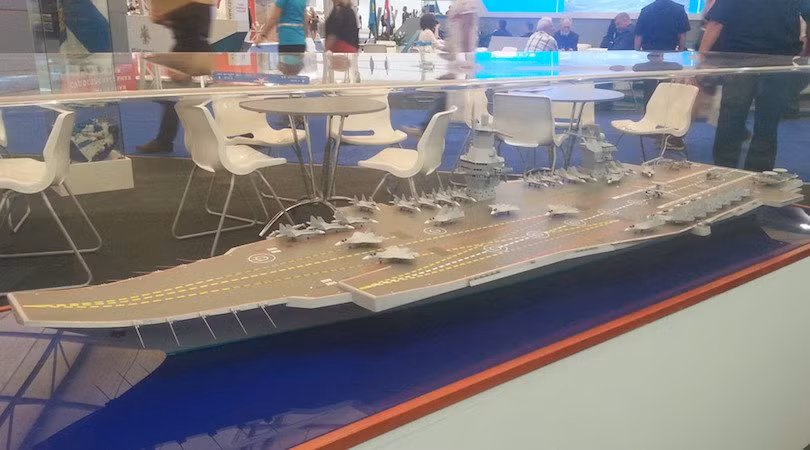 Mô hình tàu sân bay Storm của Nga trình làng tại triển lãm Army-2015