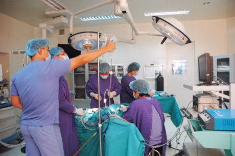 Dem tan hon kinh hoang va hanh trinh tim lai hanh phuc cua nguoi phu nu - Anh 1