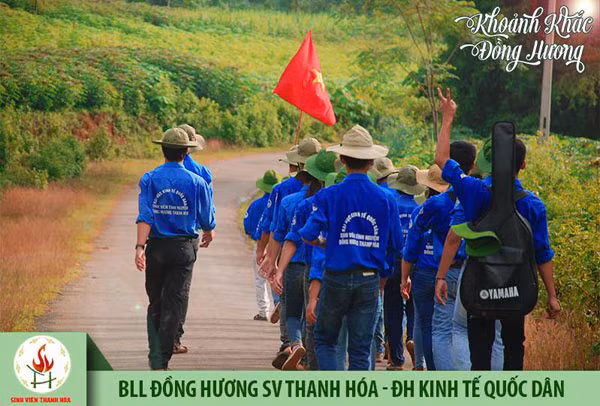 Khoảnh khắc đẹp của những sinh viên tình nguyện xứ Thanh
