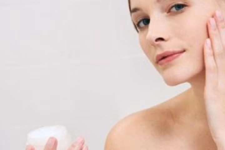 7 loại mỹ phẩm bạn gái không thể thiếu trong mùa đông