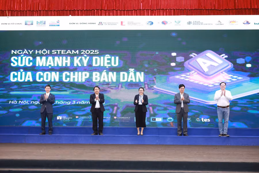 sieu-2.jpg