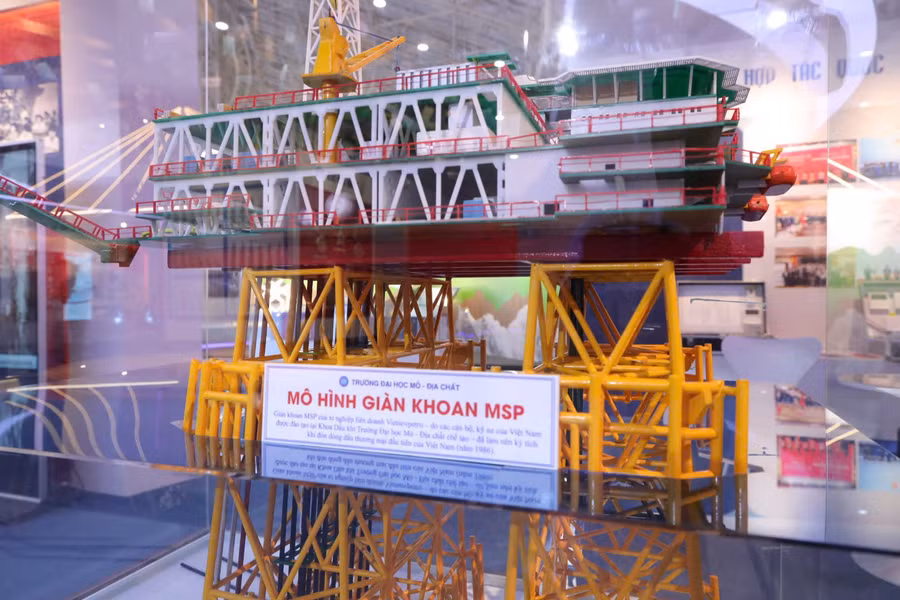lam-1.jpg