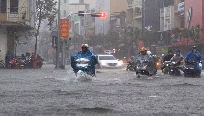 Thời tiết hôm nay 10/9: Bắc Bộ mưa vừa, mưa to và dông, Nam Bộ nắng gián đoạn, có lúc mưa