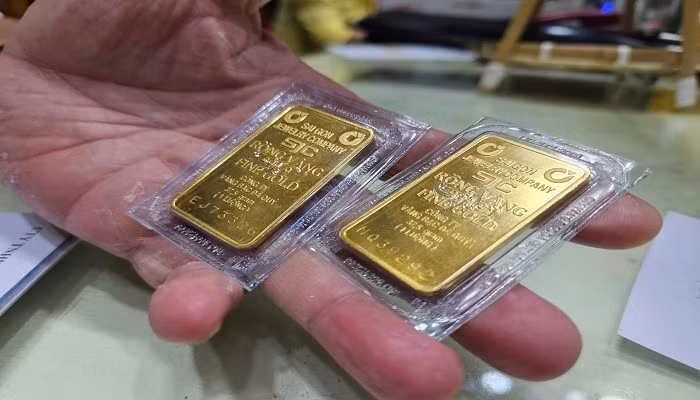 Giá vàng hôm nay 2/11 tăng 500 ngàn đồng/lượng chiều mua vào, thế giới giảm nhẹ