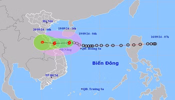 Bão số 4 mạnh cấp 8 giật cấp 10, đang hướng vào miền Trung