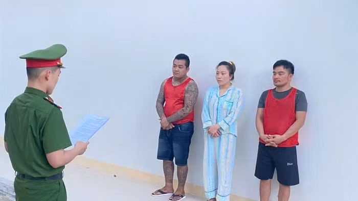 Công an khởi tố vụ án, khởi tố bị can và thi hành Lệnh bắt bị can để tạm giam những người liên quan. Ảnh: Công an cung cấp