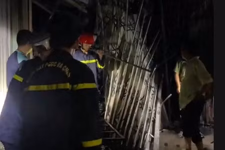 Cháy chợ, thiêu rụi 9 ki ốt tại Đồng Tháp.