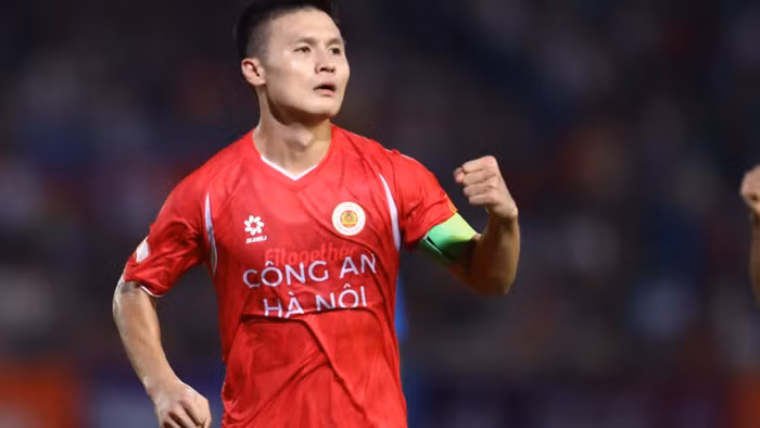 Quang Hải quyết tâm thi đấu thật tốt tại Shopee Cup 2026/27.