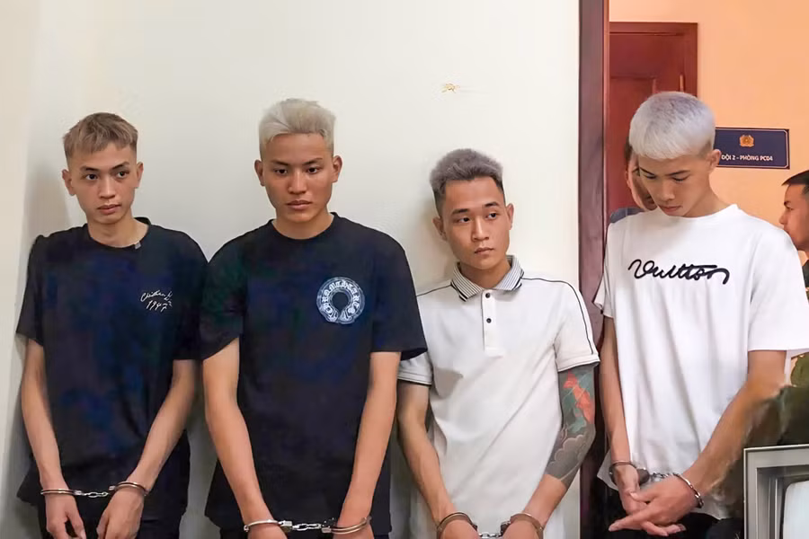 4 thanh niên mua bán trái phép chất ma túy. (Ảnh: Công an tỉnh Nghệ An)
