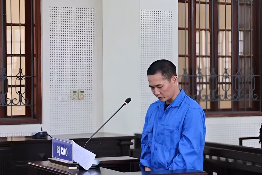 Bị cáo Nguyễn Văn Sỹ tại phiên tòa sơ thẩm. 