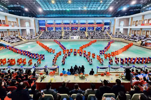 Thi đấu giao hữu thể thao giữa học sinh tỉnh Điện Biên với học sinh 6 tỉnh Bắc Lào.