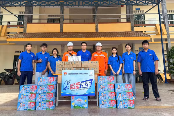 Đoàn Thanh niên Công ty Điện lực Điện Biên phối hợp triển khai chương trình "Tiếp sức mùa thi" hỗ trợ thí sinh tham dự Kỳ thi tốt nghiệp THPT năm 2026.