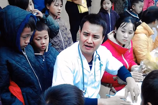 Tỉnh Lào Cai sẽ tổ chức khám sức khỏe định kỳ, khám sàng lọc miễn phí cho người dân ít nhất mỗi năm 1 lần. (Ảnh minh họa)