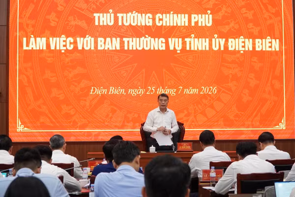 Thủ tướng Lê Minh Hưng chủ trì buổi làm việc.